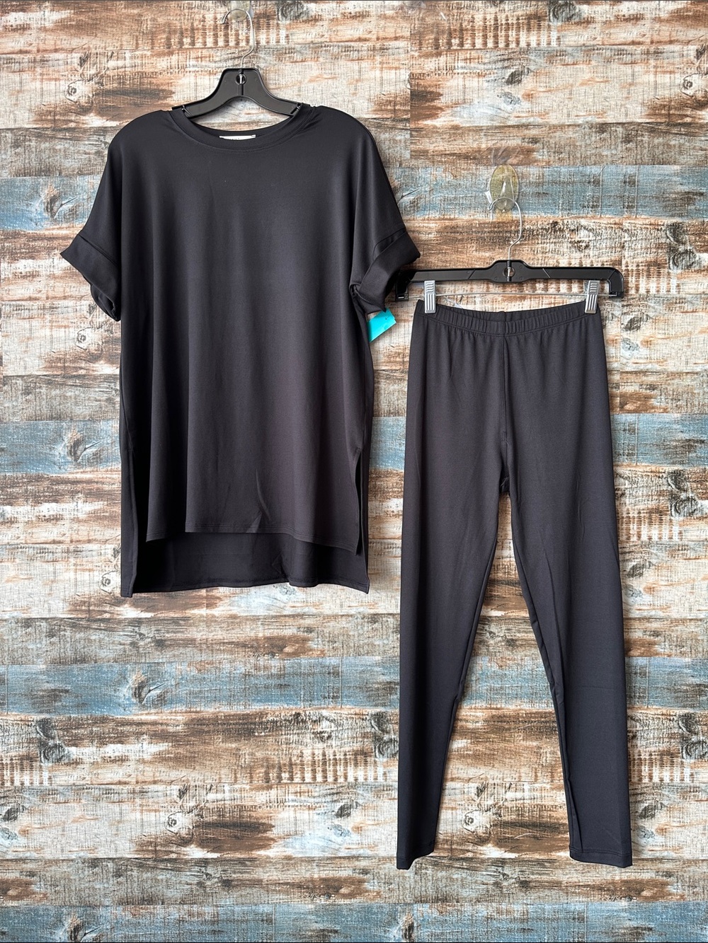 Zenana Outfitters Black Lounge Top & Leggings Set